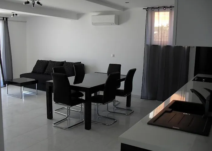 Govic פרימוסטן